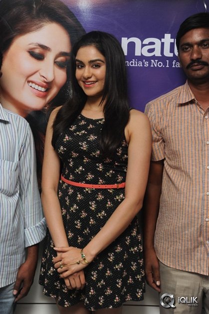 Adah-Sharma-Launches-Naturals-Salon-at-Pragathi-Nagar